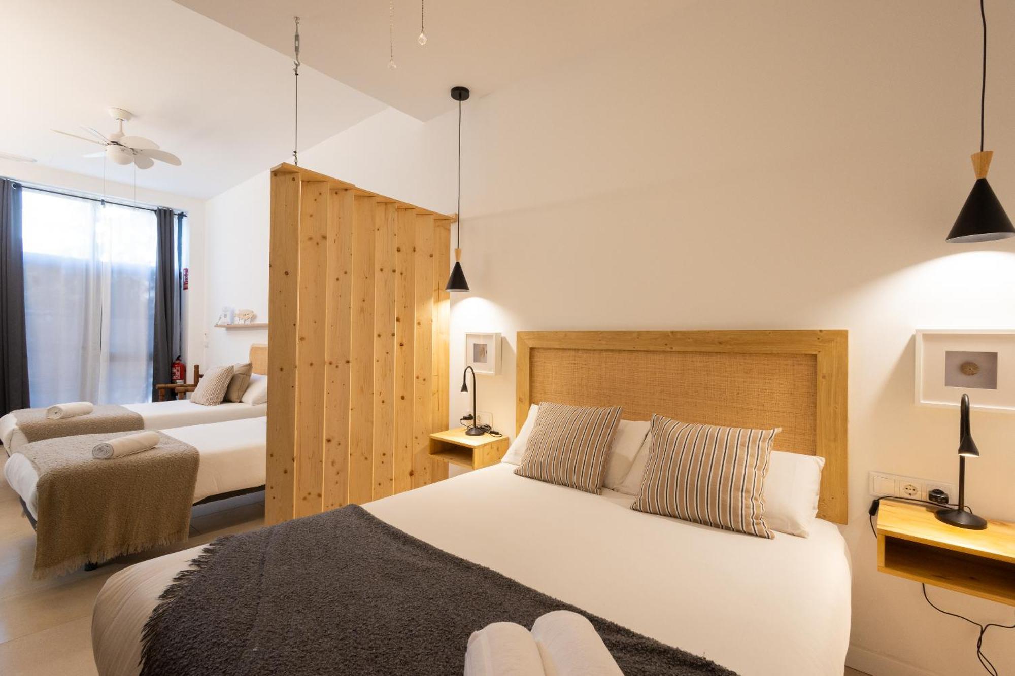 Florit Flats - The Pitiusas Rooms Valencia Eksteriør bilde