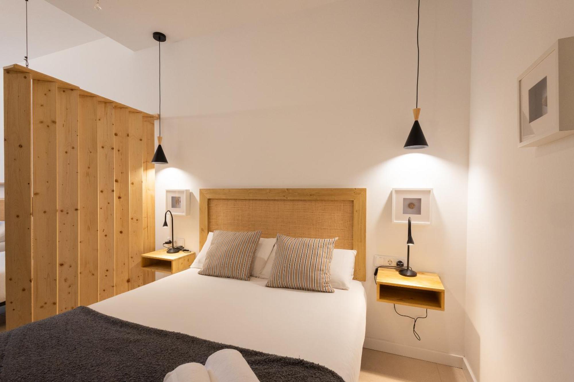 Florit Flats - The Pitiusas Rooms Valencia Eksteriør bilde