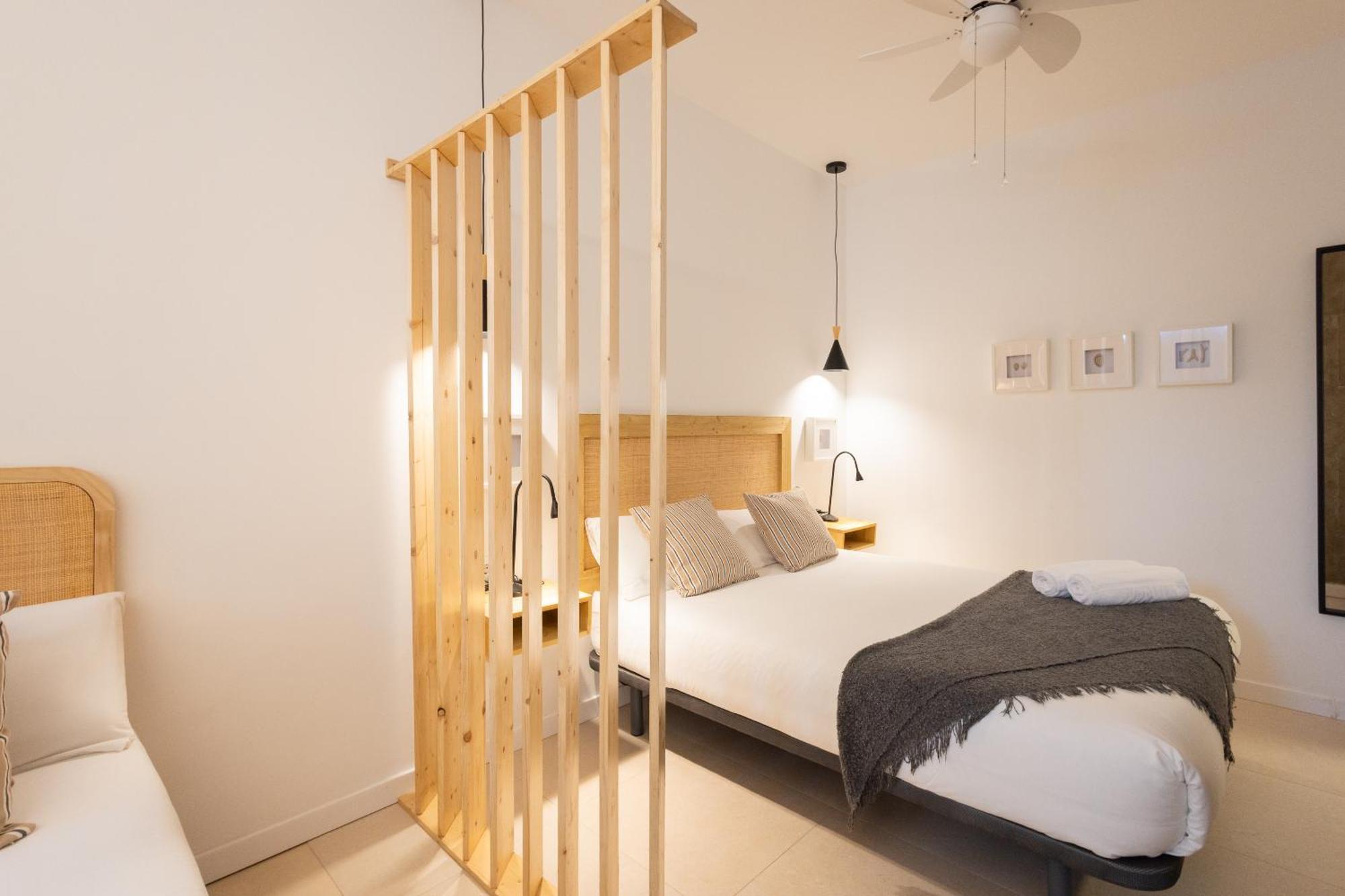 Florit Flats - The Pitiusas Rooms Valencia Eksteriør bilde